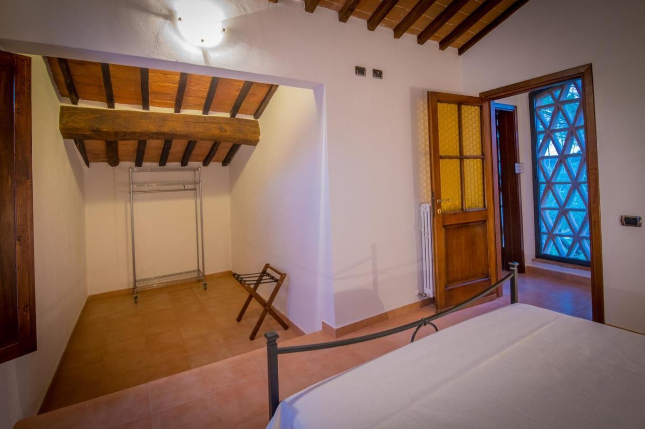 Ulivo-Chianti Charming Flat With Private Parking! Apartment Asciano Luaran gambar