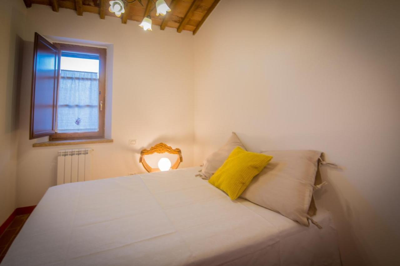 Ulivo-Chianti Charming Flat With Private Parking! Apartment Asciano Luaran gambar
